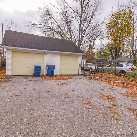 Lakeside Home In Lorain Luaran gambar