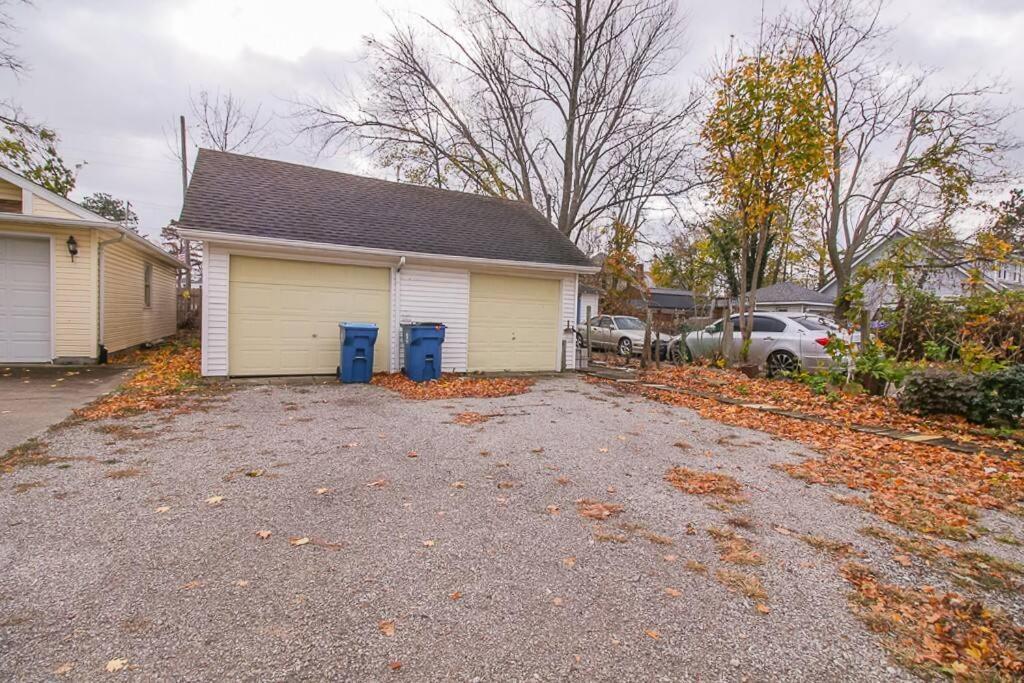 Lakeside Home In Lorain Luaran gambar