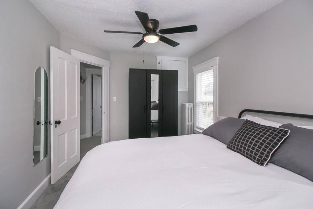 Lakeside Home In Lorain Luaran gambar